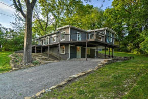 Stunning Lake-View Home 22 Mi to Nashville!